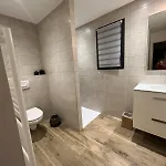 Beautiful Villa, Pool, Sea, 5 Bedrooms Villa *