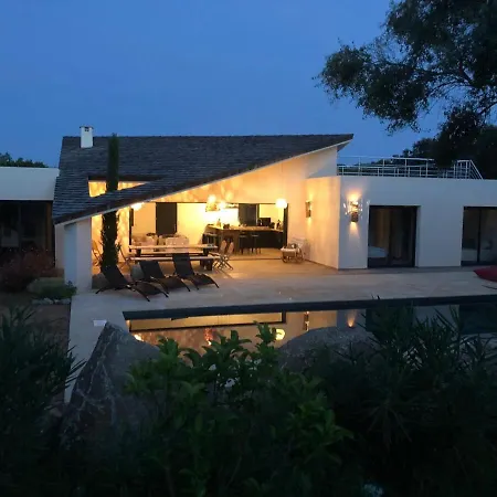 Beautiful Villa, Pool, Sea, 5 Bedrooms