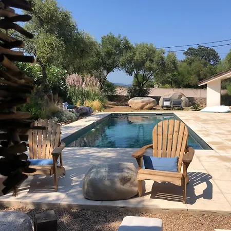 Beautiful Villa, Pool, Sea, 5 Bedrooms * Zonza