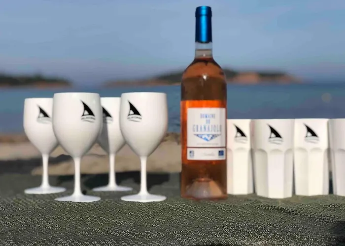 Beautiful Villa, Pool, Sea, 5 Bedrooms Villa Zonza