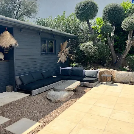 ヴィラ Beautiful Villa, Pool, Sea, 5 Bedrooms ゾンザ