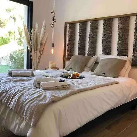 ヴィラ Beautiful Villa, Pool, Sea, 5 Bedrooms *