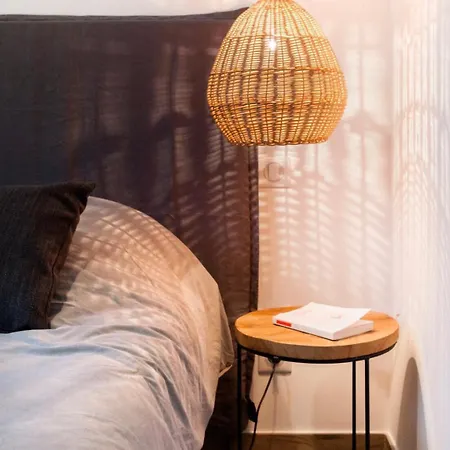 Beautiful Villa, Pool, Sea, 5 Bedrooms *