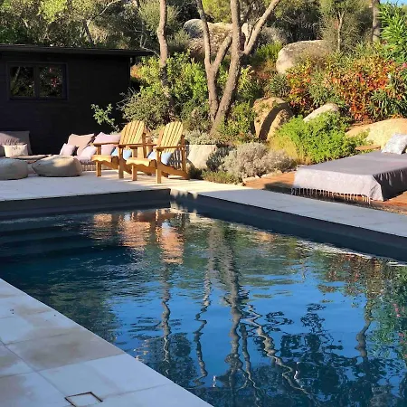 Beautiful Villa, Pool, Sea, 5 Bedrooms *