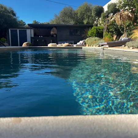 ヴィラ Beautiful Villa, Pool, Sea, 5 Bedrooms ゾンザ