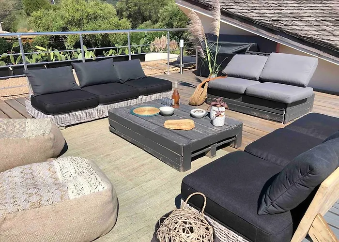 Beautiful Villa, Pool, Sea, 5 Bedrooms * Zonza